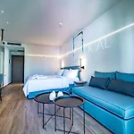 Local Urban Living מלון דירות 4*
